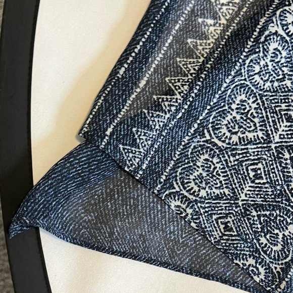 Vince Camuto Blue white poncho XS/S - Picture 4 of 9